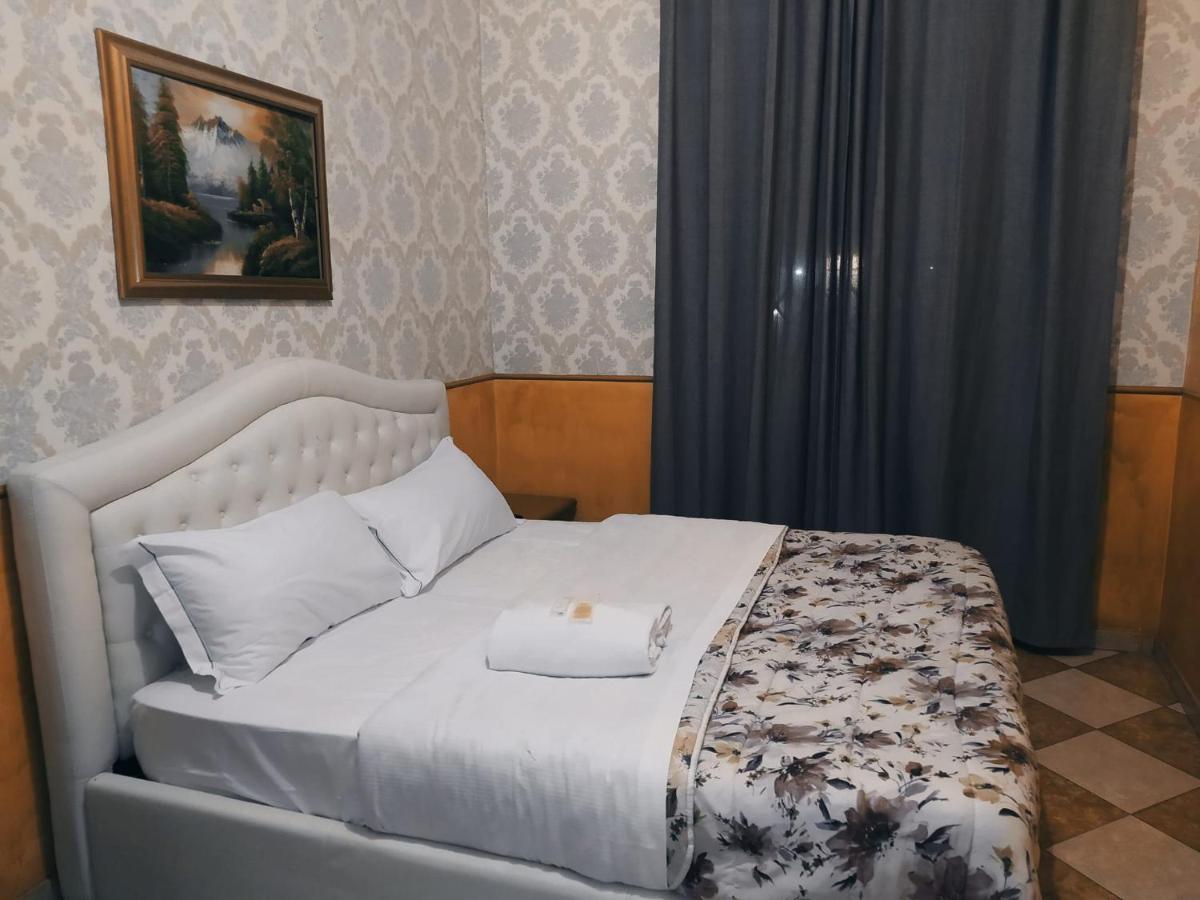 Cattaneo Accomodation Рим Екстериор снимка