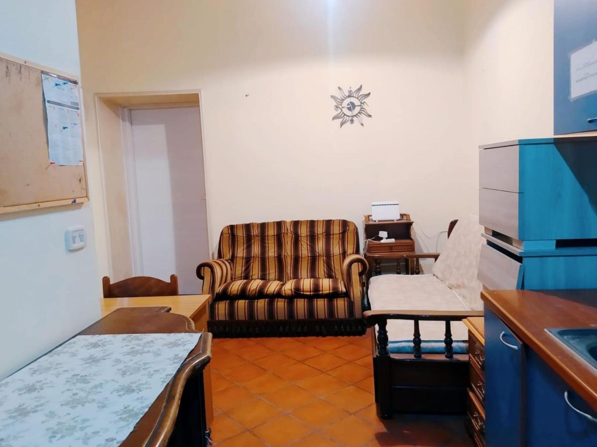 Cattaneo Accomodation Рим Екстериор снимка